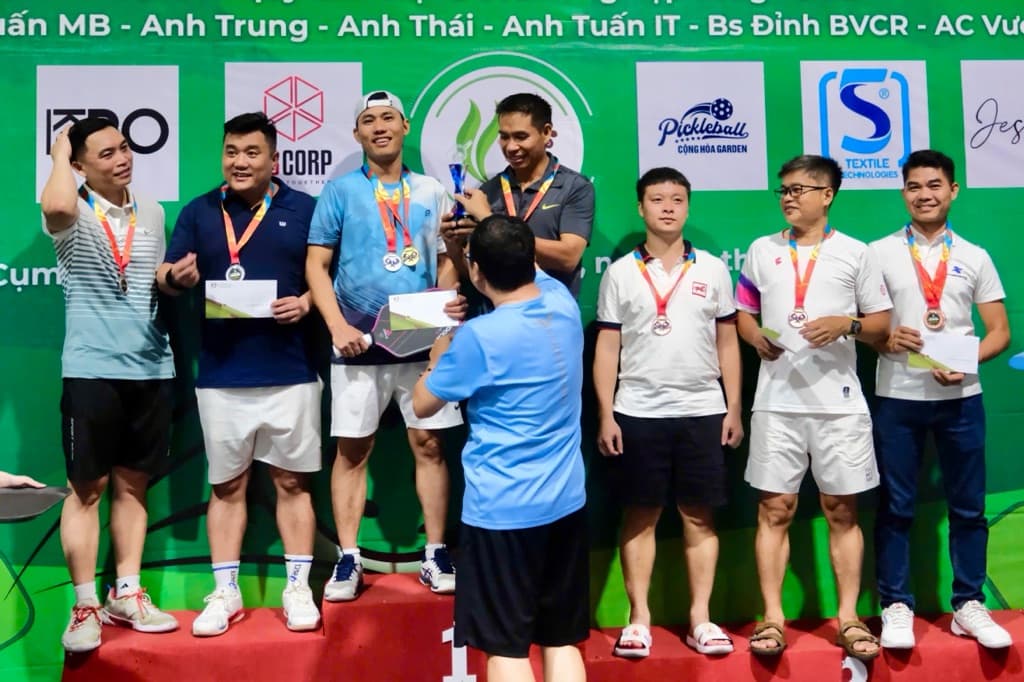 Pickle Ball Cộng hoà Garden media 1