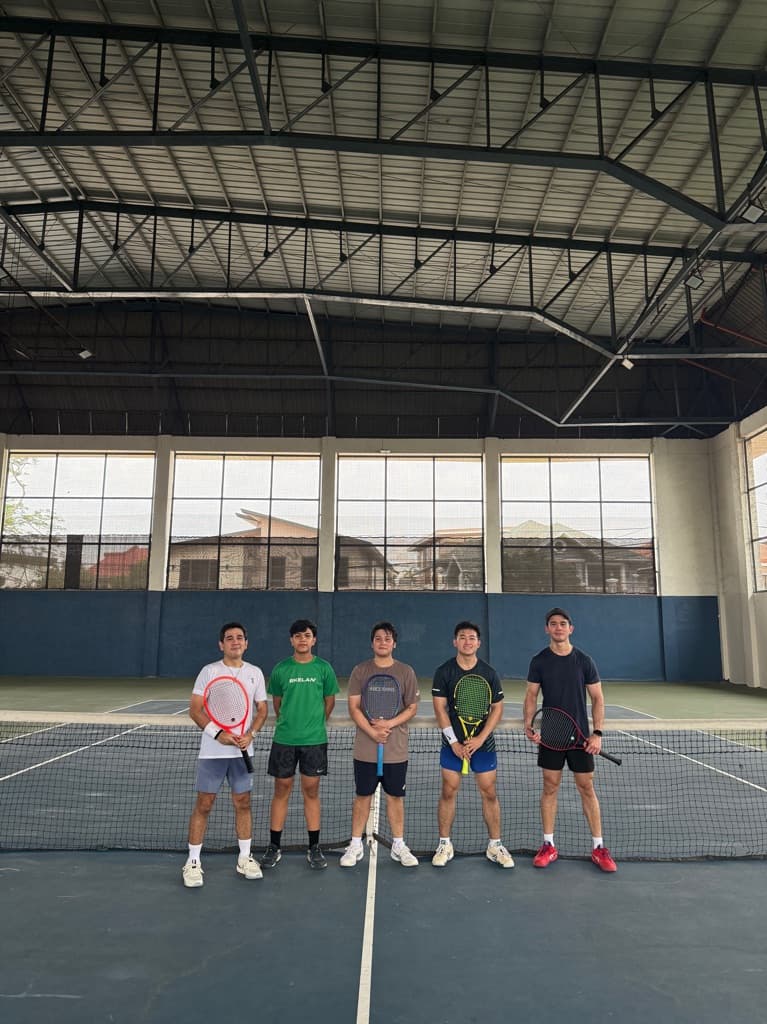 Weekenders Tennis Club media 3