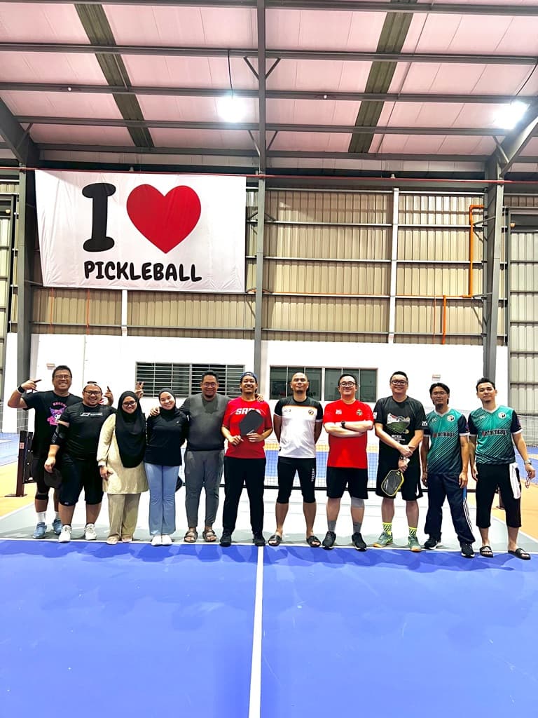 MC2000 Pickleball Club media 6