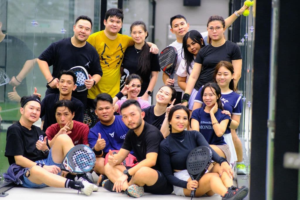 Young and Dangerous Padel media 2