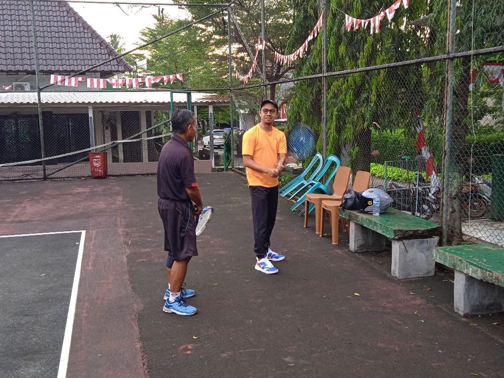 Tenis Depok media 4