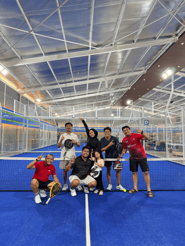 Dilly Dally Padel Bally media 1