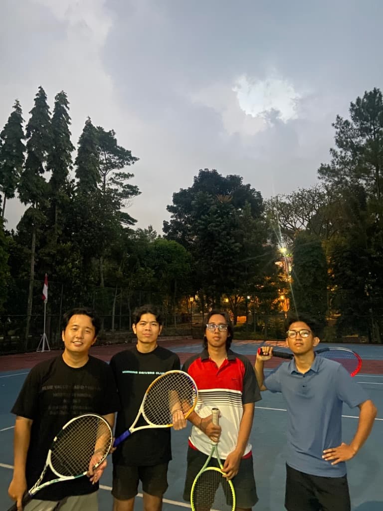 VAMOS Tennis Club media 2