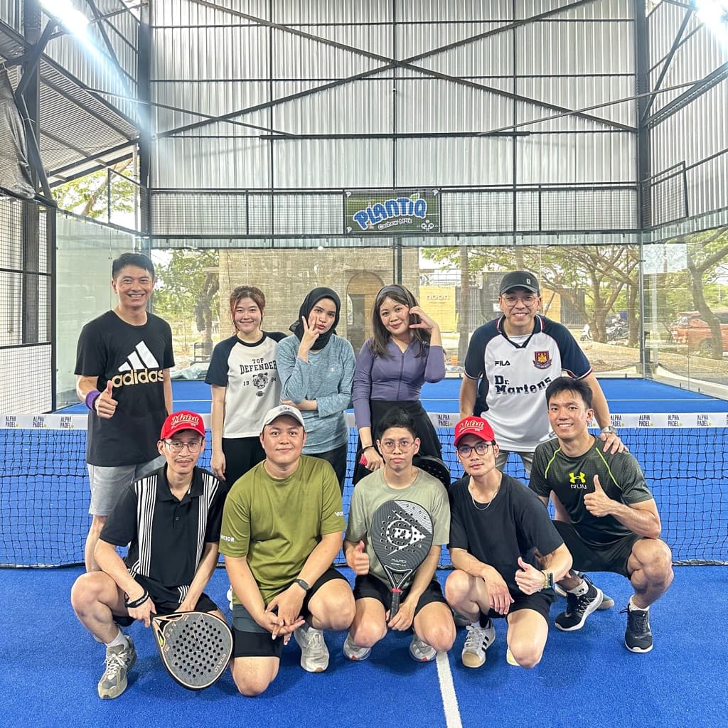 HOUSLATTE Padel Date media 2
