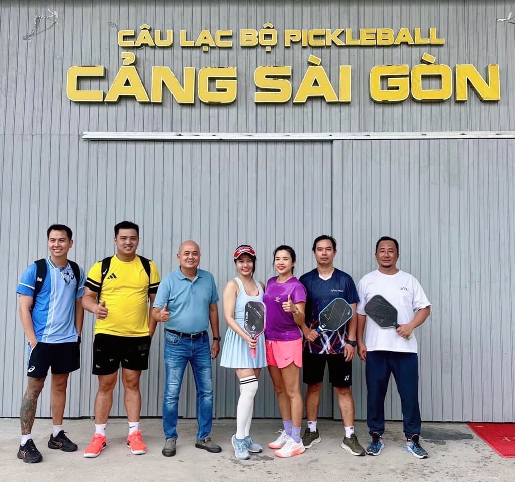 Phuong Trinh Social Club media 5