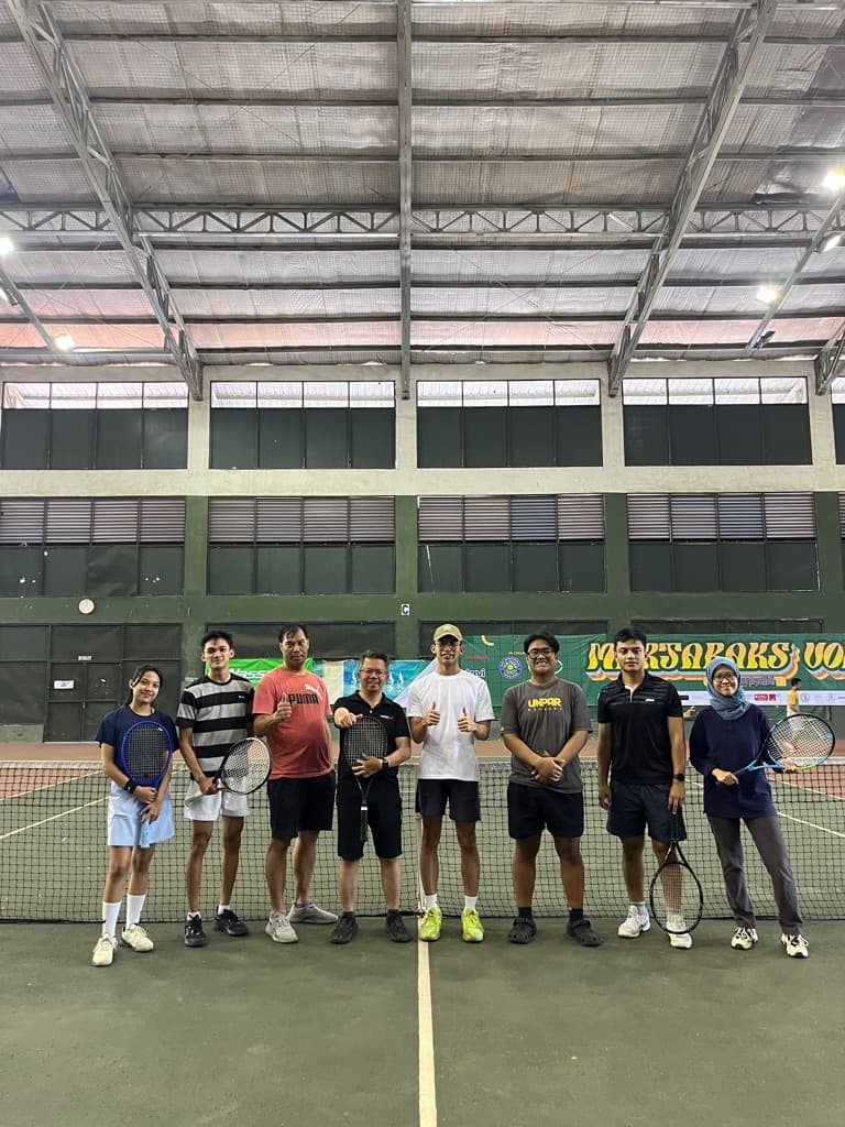 Tenis Tenisan media 2