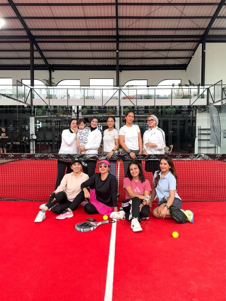Glow & Smash Club media 5