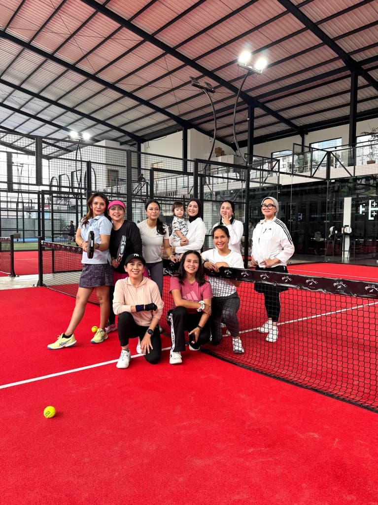Glow & Smash Club media 3