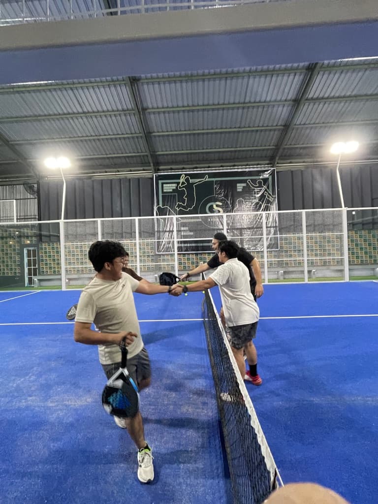 ALASKAN KING CRAB PADEL CLUB media 6