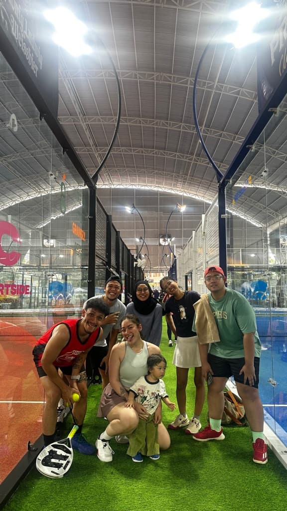 DEBRAS PADEL HIVE media 5