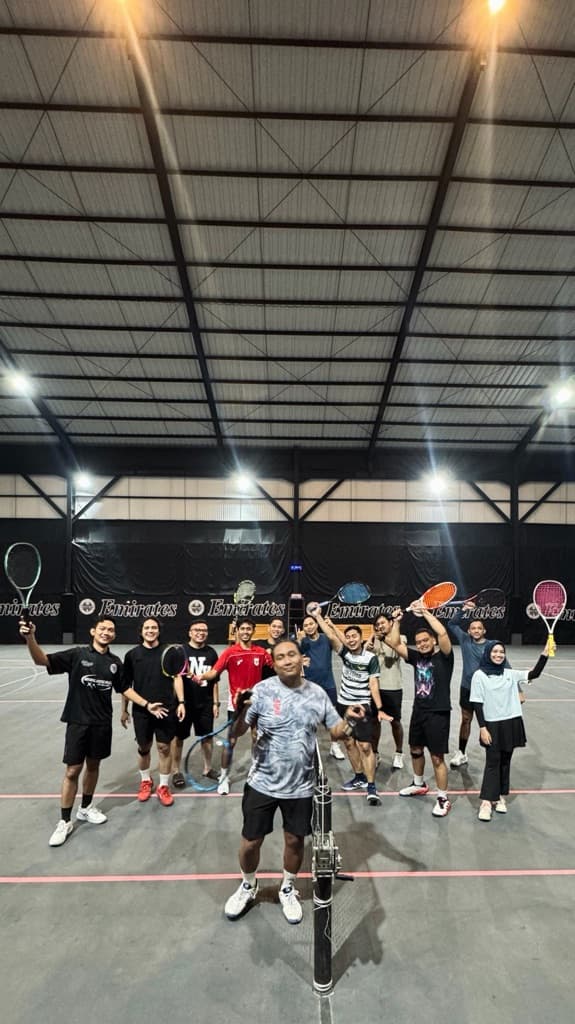 W43 Tennis Club media 5