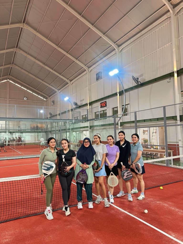 Glass Pals Padel Club media 4