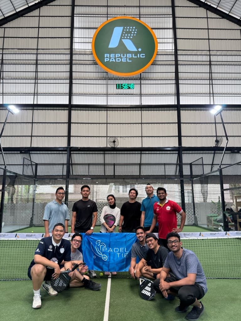 Padel Tie media 3