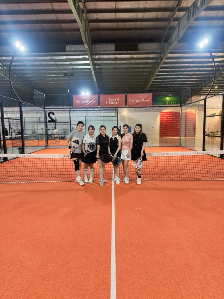 Her Padelholic Club media 2
