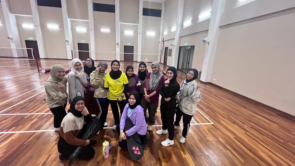 Safiro Ladies media 4