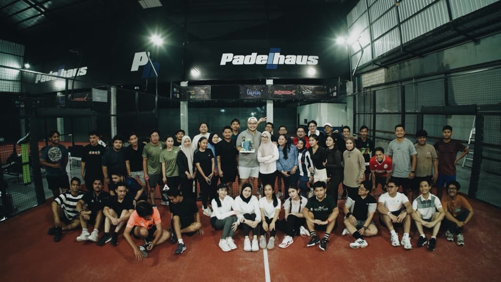 ALASKAN KING CRAB PADEL CLUB media 2