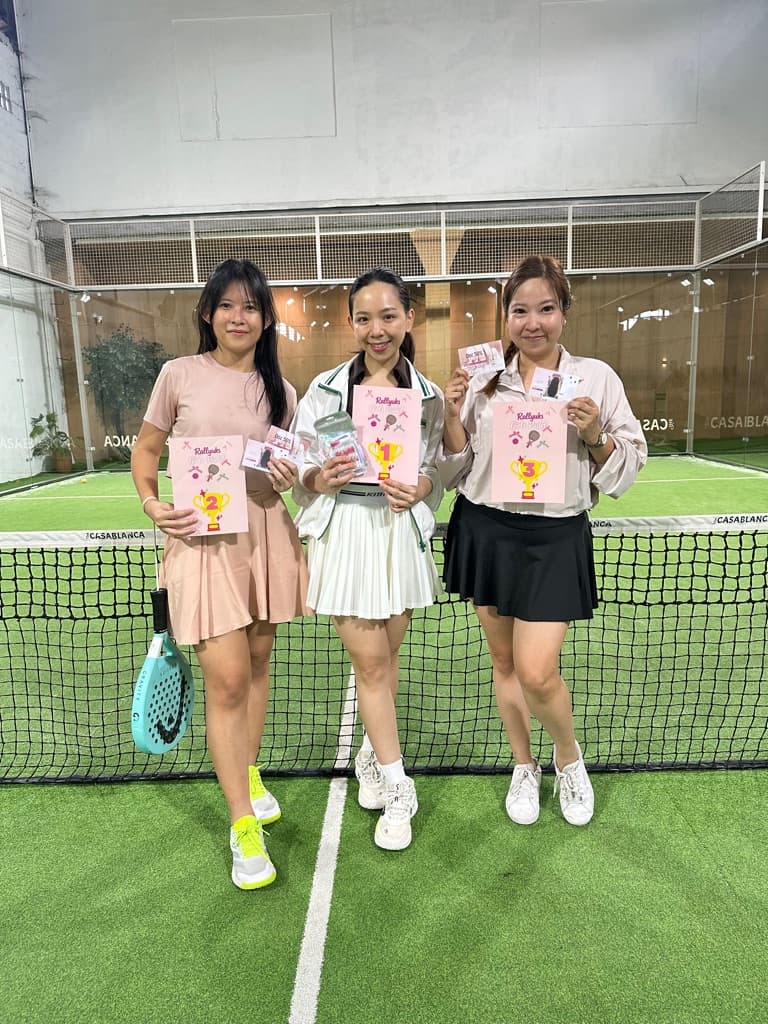 Rallyuks Girls Padel media 3