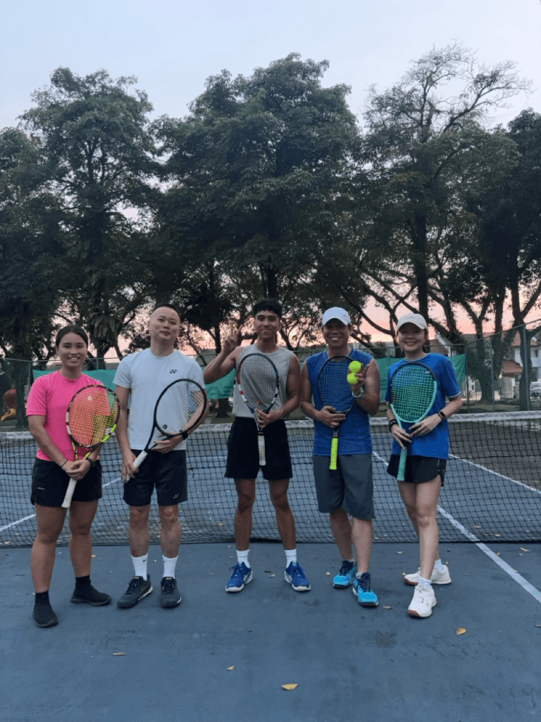 R 🌈 SOCIAL TENNIS 🎾🏃 media 4