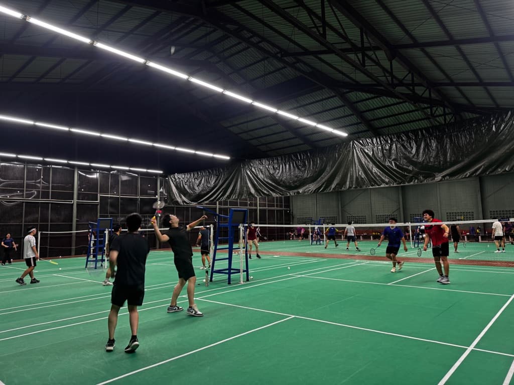 Smash With Racket  media 4