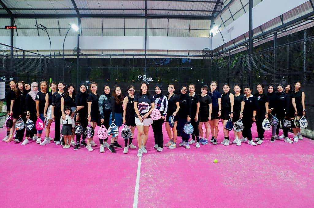 Queen Padel Cirebon media 1