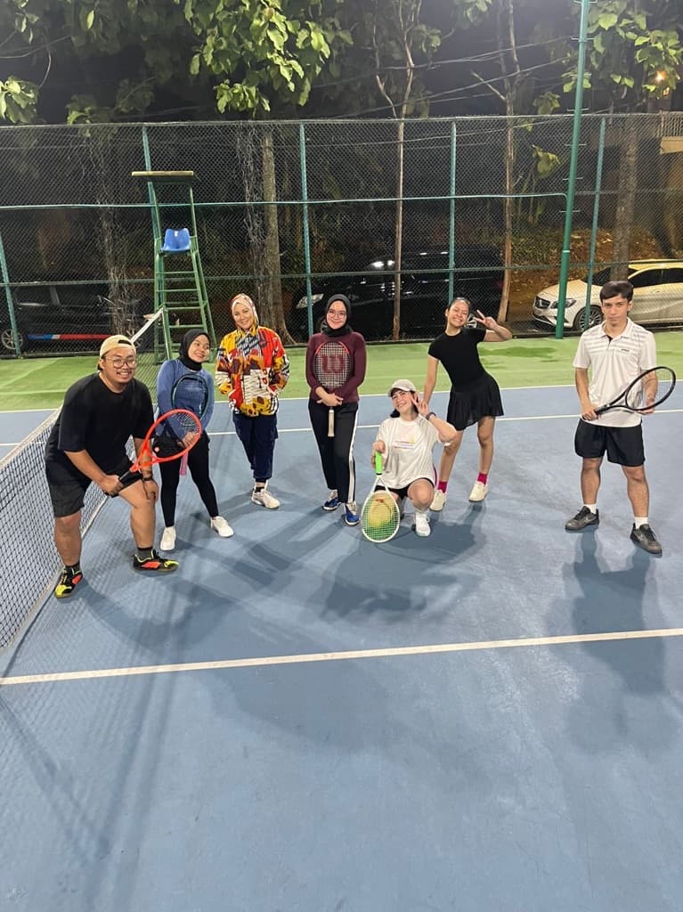Serve and Smile  media 3