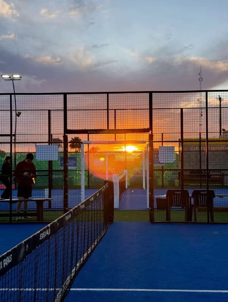 LOYO TAPI AYO PADEL  media 1
