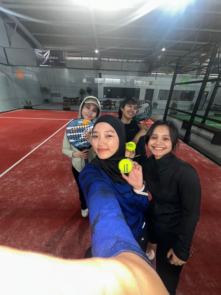 UR TEAM PADEL CLUB  media 5