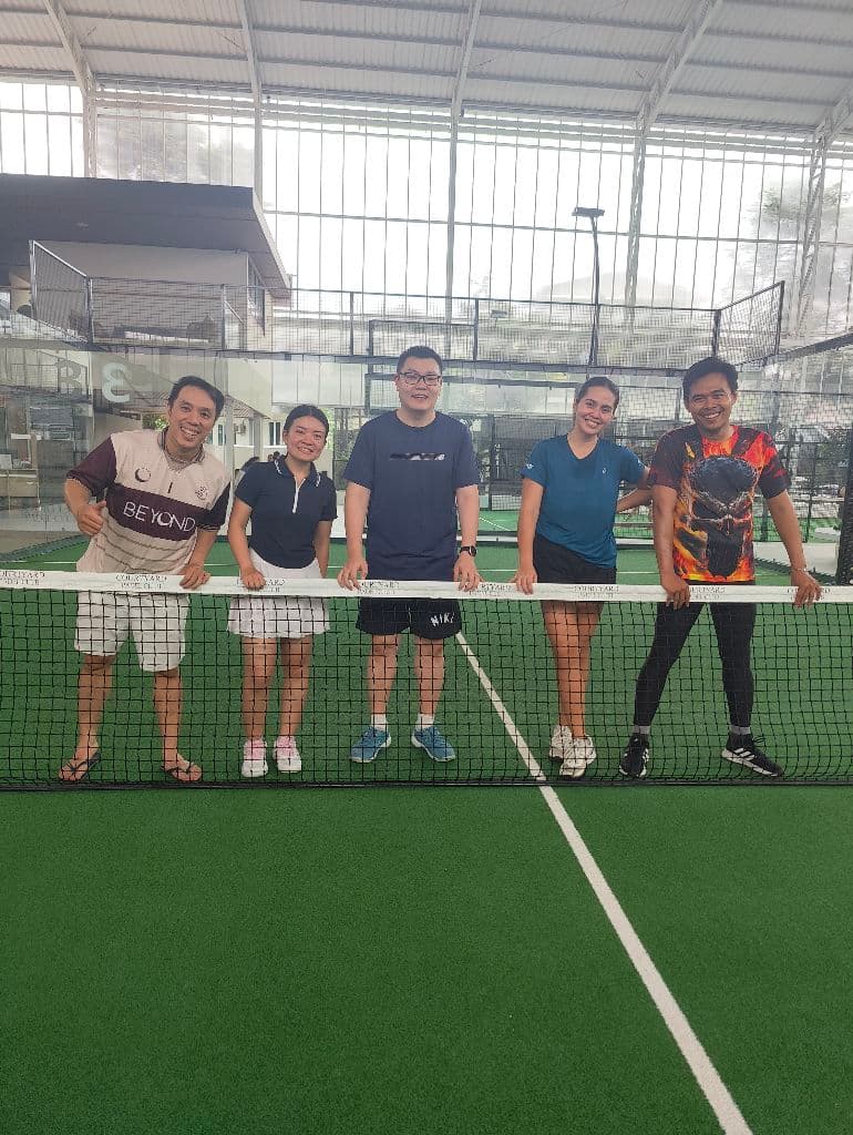 Mad Padelinos media 1
