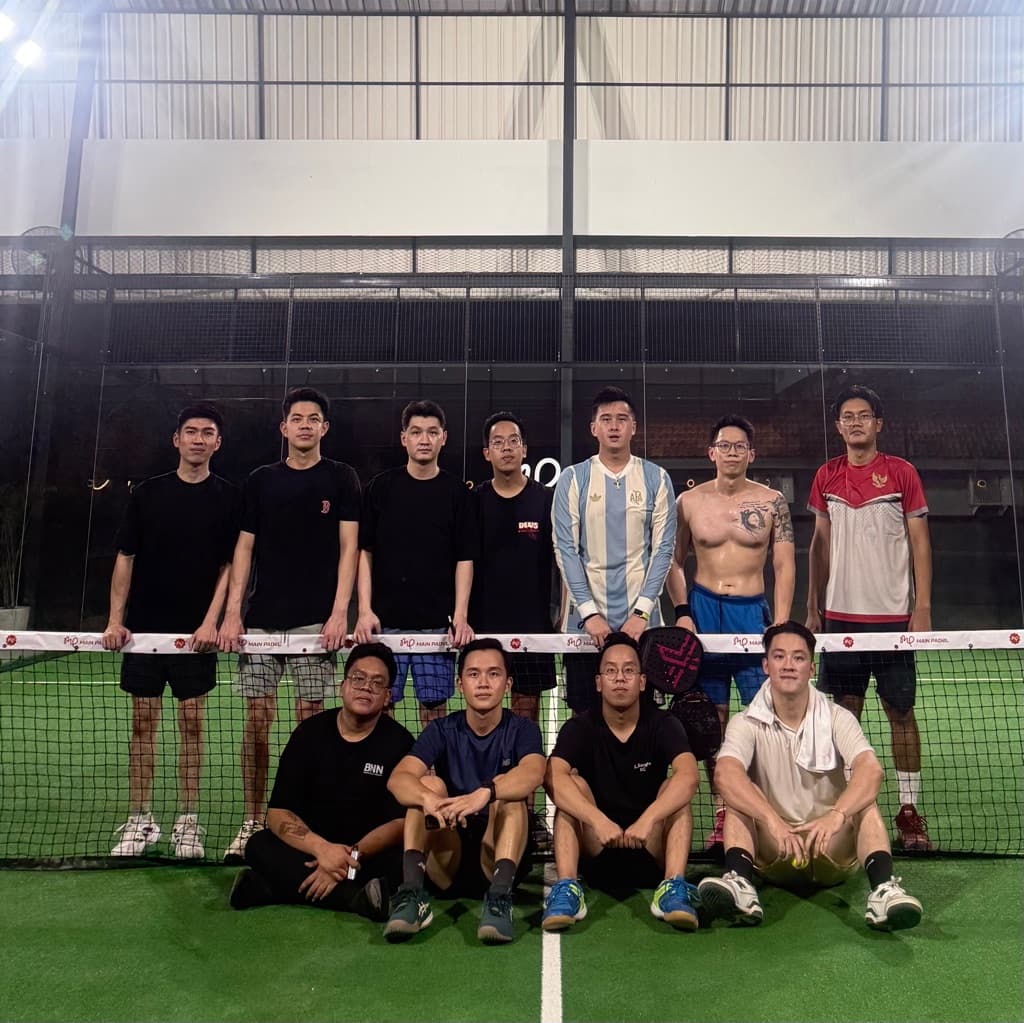 OWL PADEL 🦉  media 2