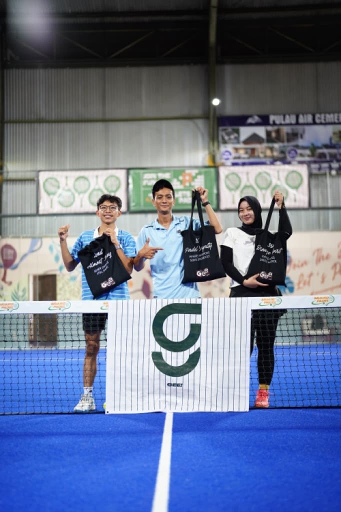 GEE TENNIS PADEL media 2