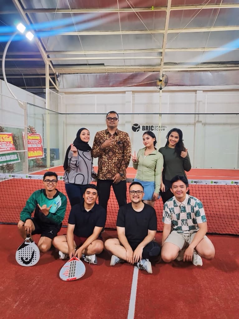 HOLY PADEL media 6
