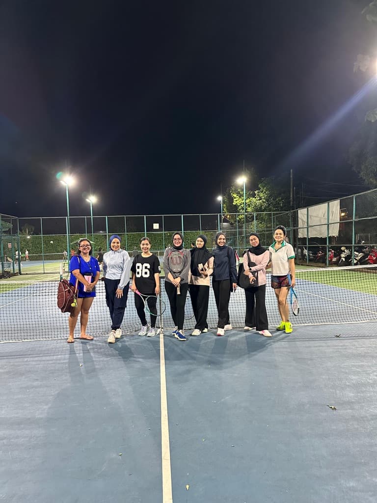 Serve and Smile  media 1