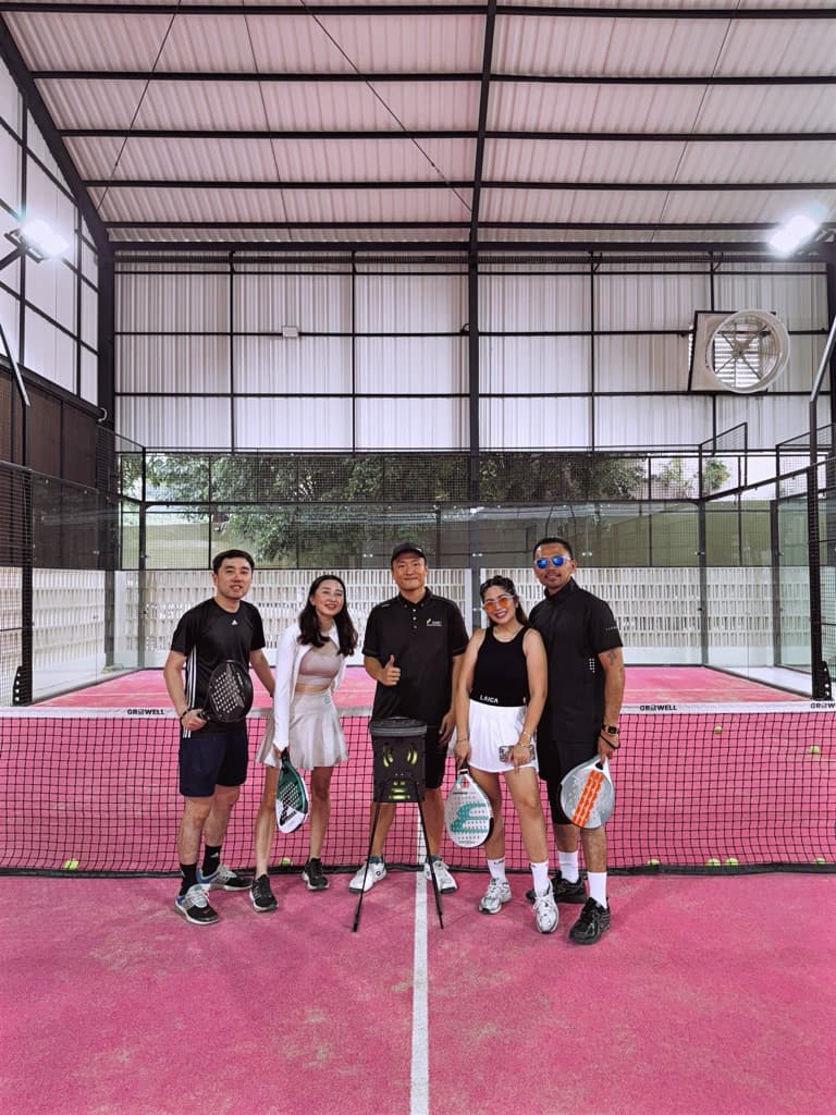 Tiny Bounce media 6