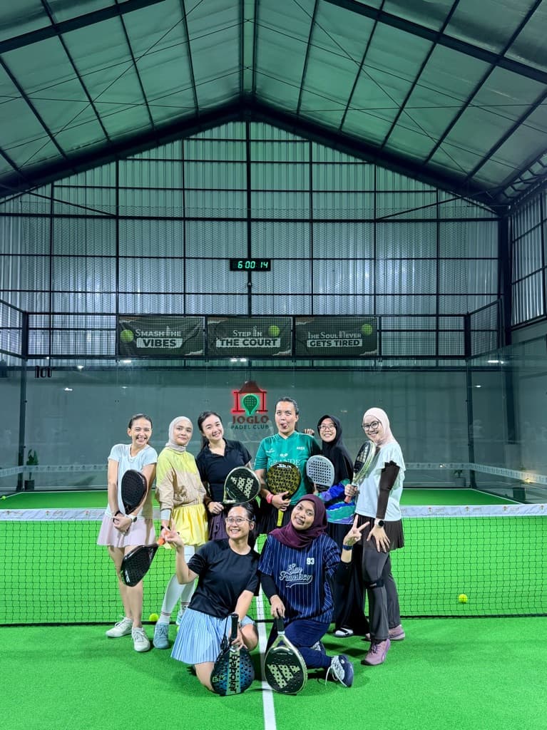 PadelBabes🍬🍭 media 6