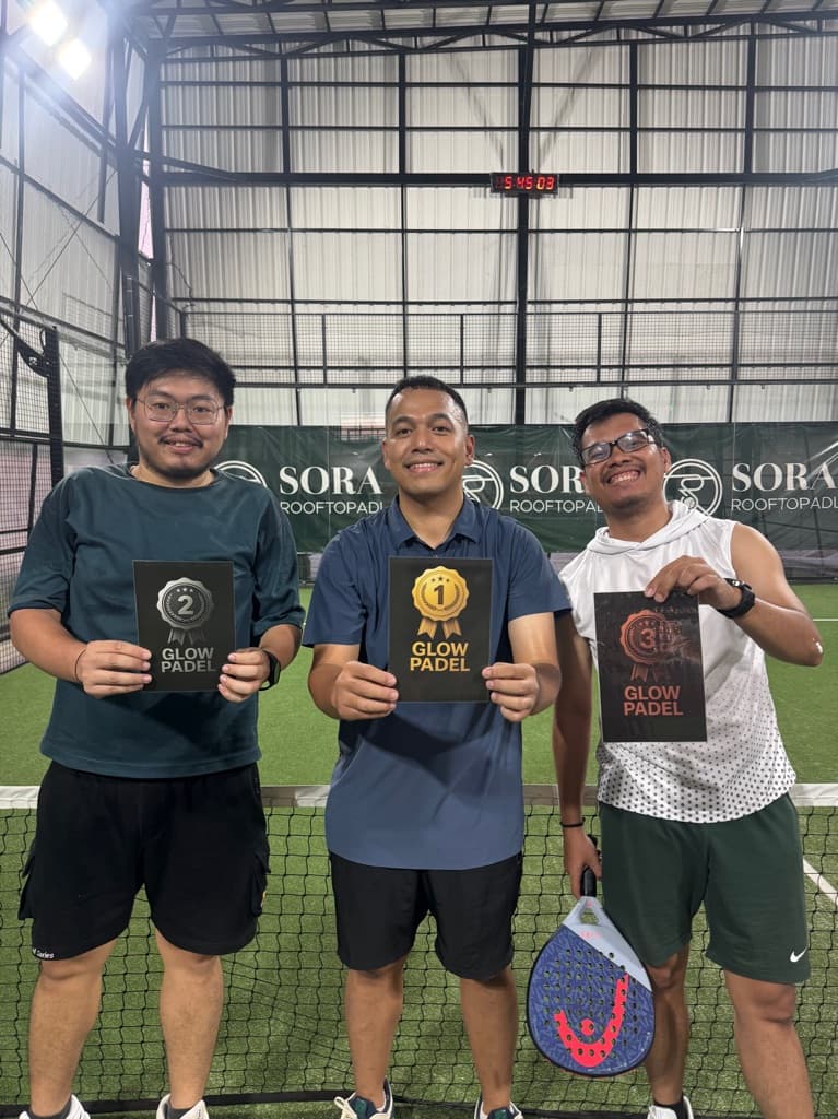Glow Padel media 1