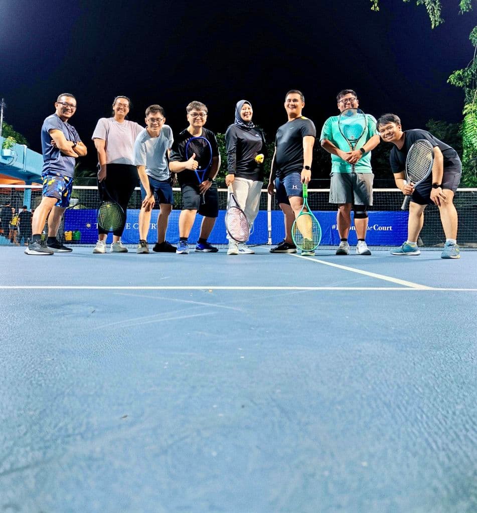 RISE TENNIS CLUB  media 3