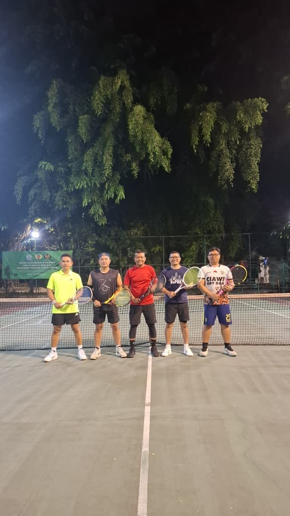 Magenta Tennis media 2