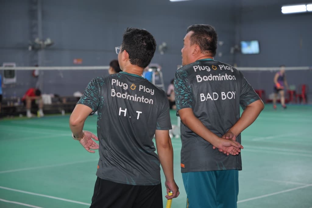 Plug & Play Sai Gon Badminton HCM(1B. Hoàng Diệu. Q.4. LH: 0933663333 ) media 1