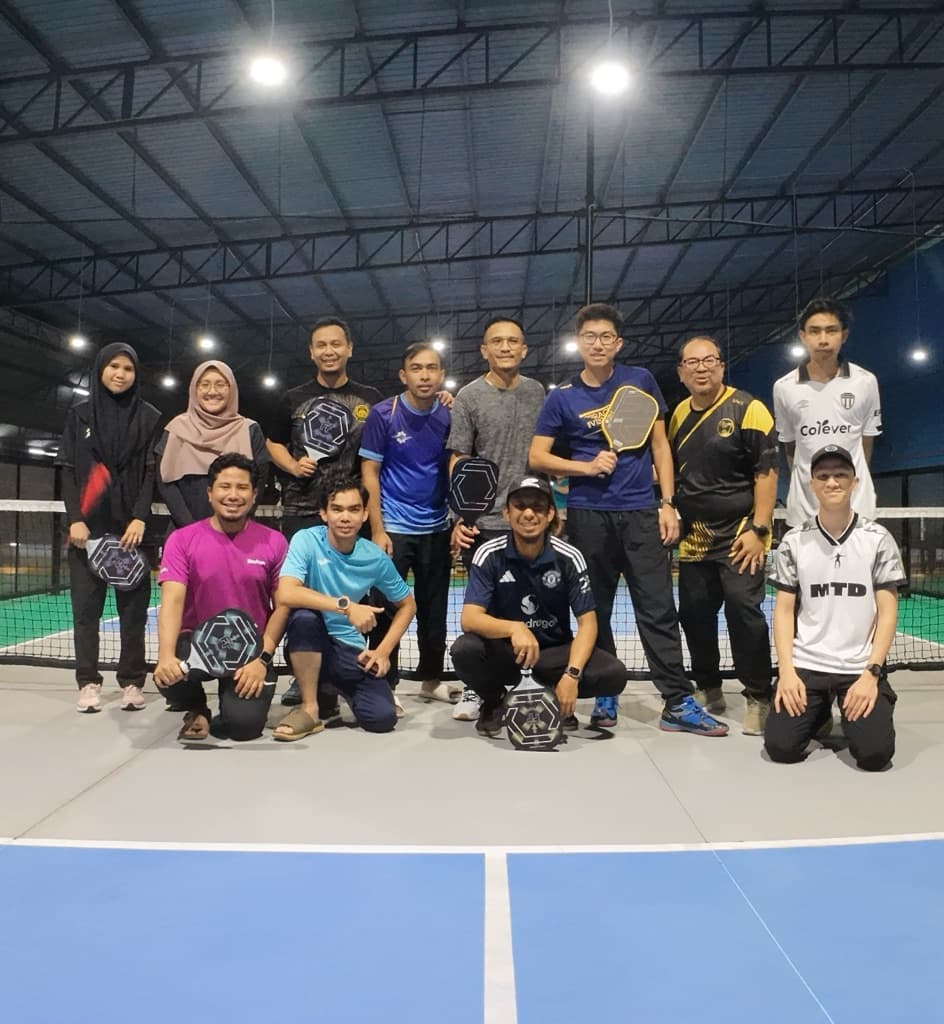Bola Jeruk Peti Besi Klub media 4