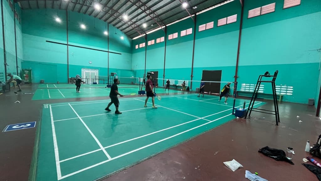 Badminton Graha Raya Tangerang media 1