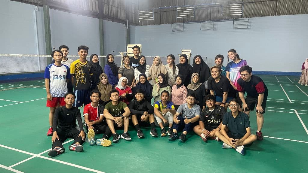 Social Badmintoon 🤝💃 media 1