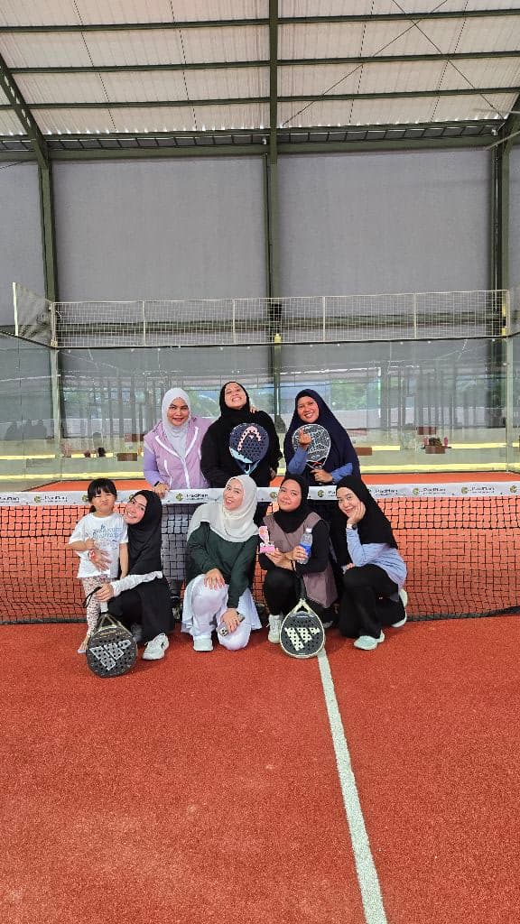 cheering padel club media 6