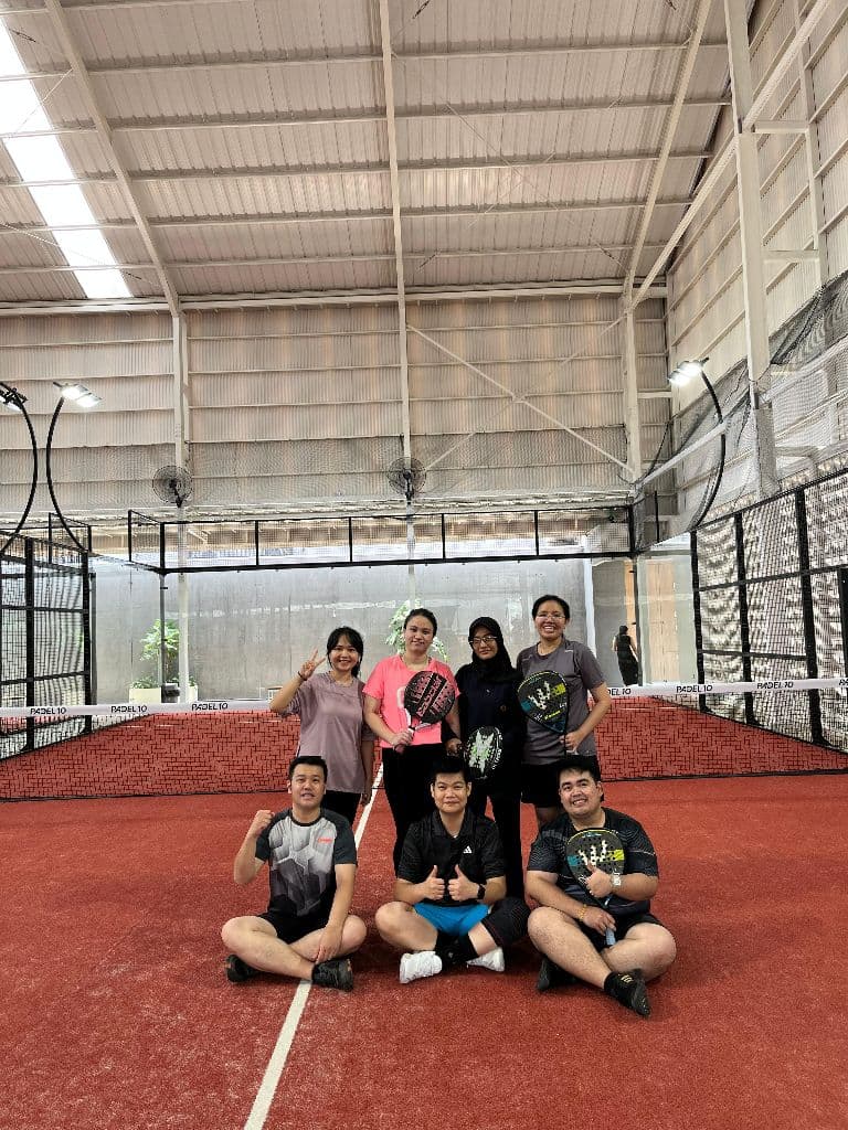 Newbie Friendly Padel media 1
