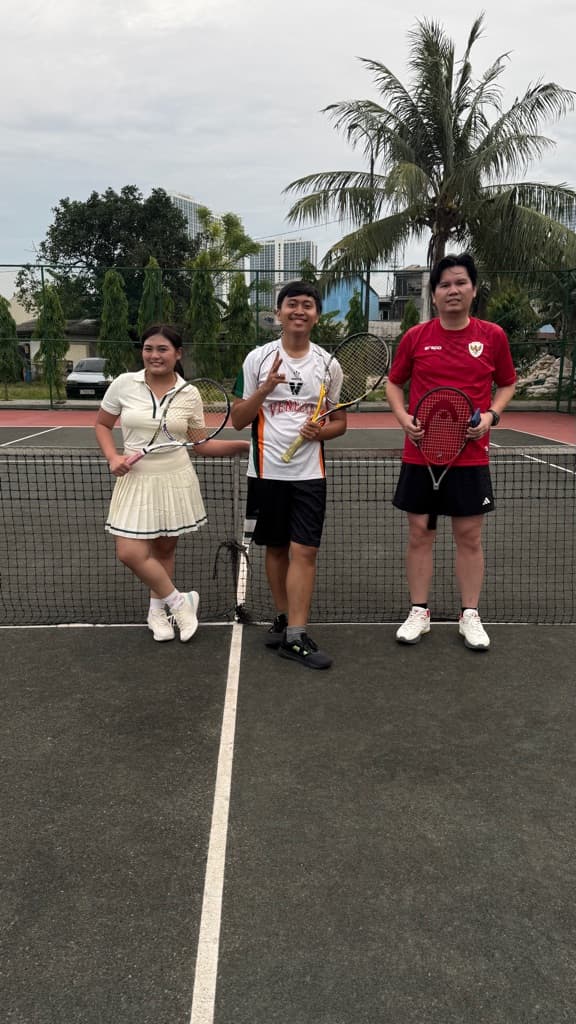 Tennis Tipis Tipis (3T) media 2