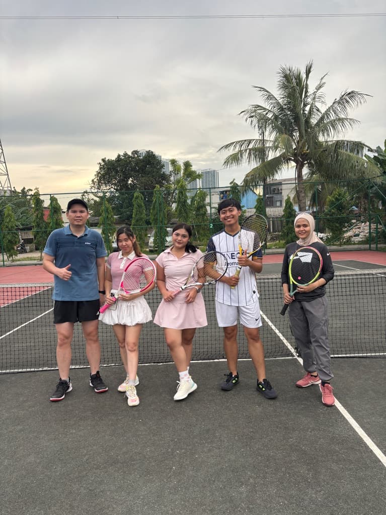 Tennis Tipis Tipis (3T) media 3