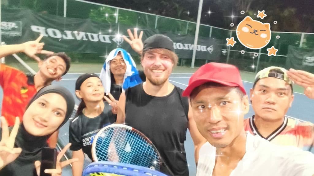 R 🌈 SOCIAL TENNIS 🎾🏃 media 2