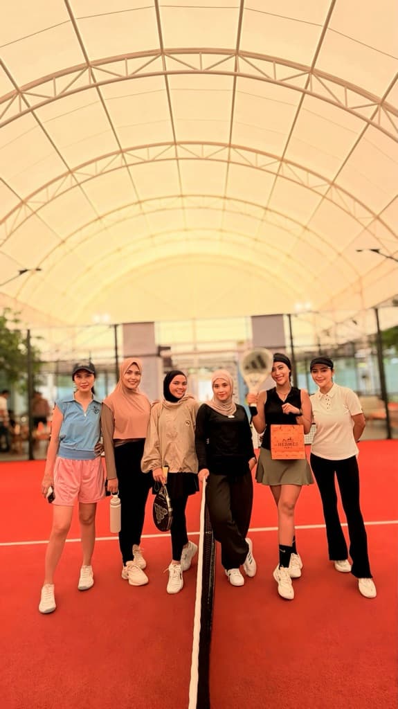 Besties on court  media 3