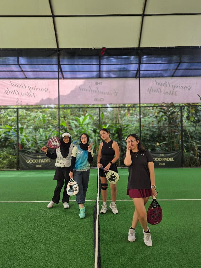 Happier Padel Club  media 2
