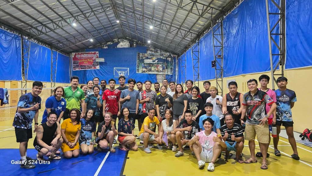 BUDDIES QUEING🏸 media 1