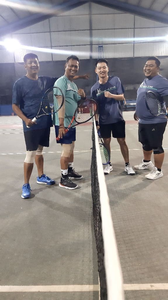 Garis Keras  media 5